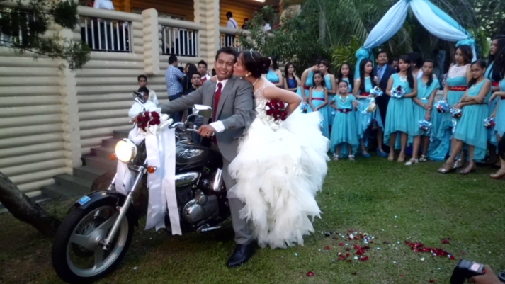 Fulfilling her wish on her wedding day, Nica came on the motorbike for her bridal walk, Proceeding to their tween pictorial, she her husband, Bong, did exit style on this same bridal motorbike.